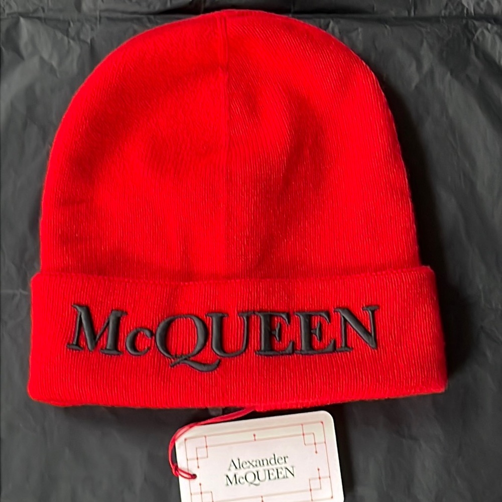 ALEXANDER MCQUEEN LOGO CASHMERE BLEND BEANIE RED SIZE LARGE NEW